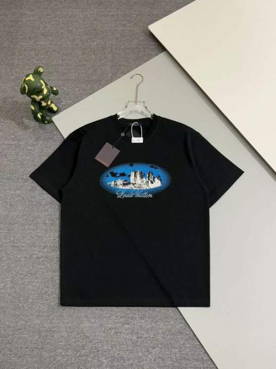 Picture of Louis Vuitton T Shirts Short _SKULVS-XLm6tx397297